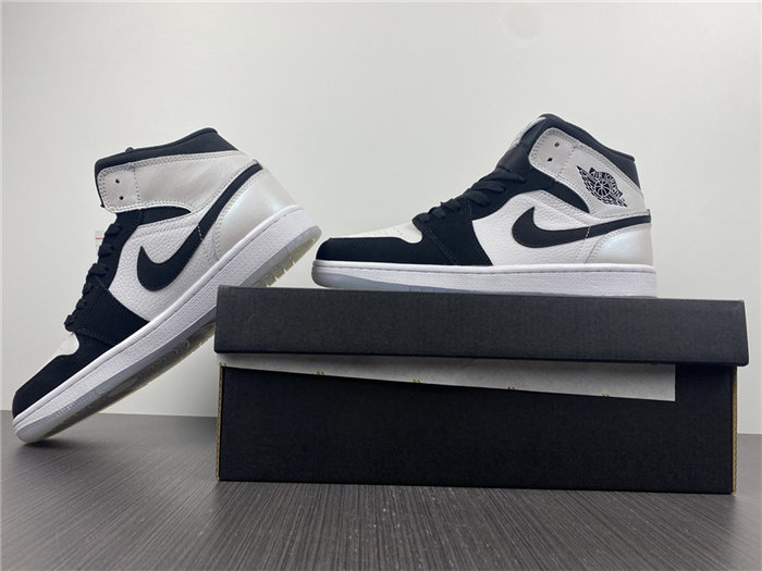 jordan1 mid Di*m*nd shorts dh6933-100