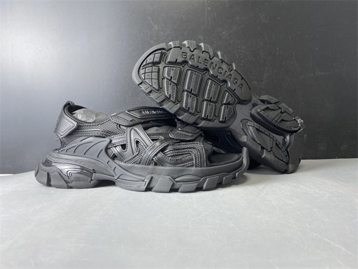 BLCG Track Sandal Black  617542 W2CC1 1000