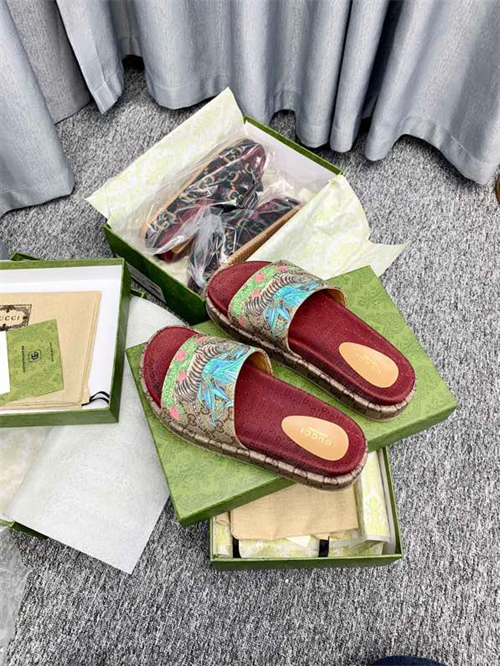 Gocci Slipper