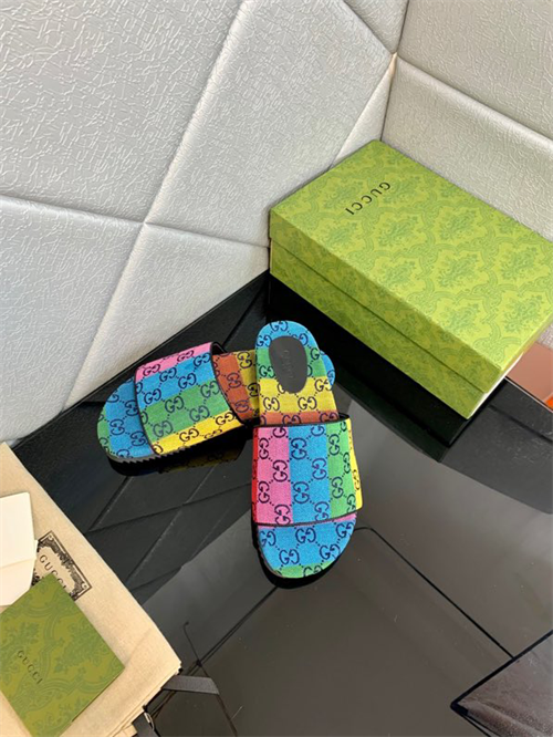 Gocci Slipper