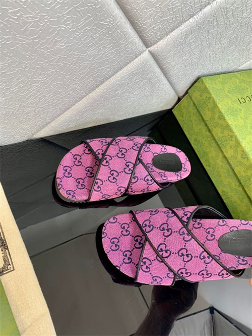 Gocci Slipper