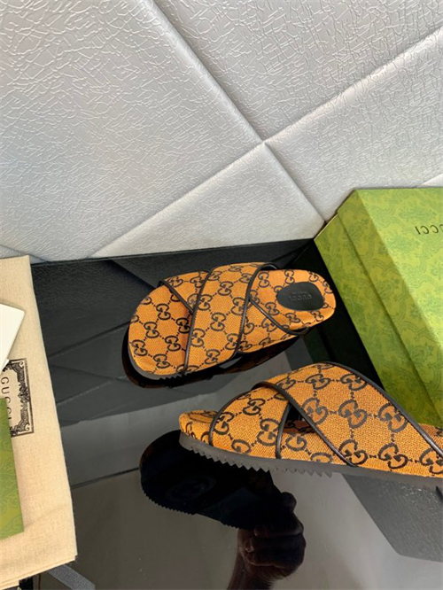 Gocci Slipper