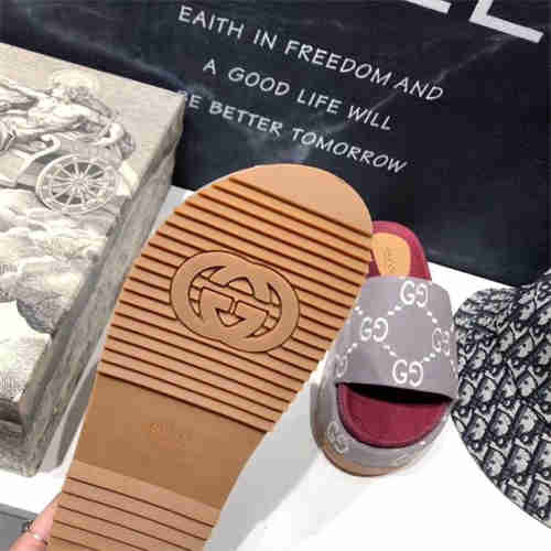 Gocci Slipper