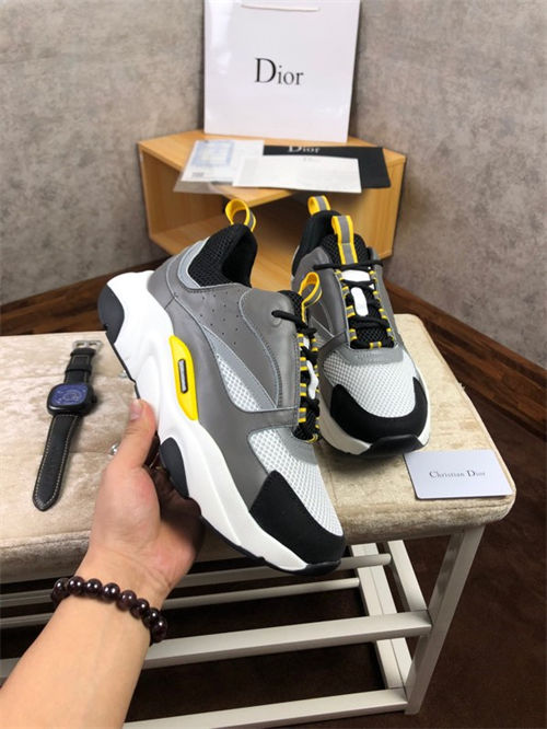 DR B22 SNEAKER