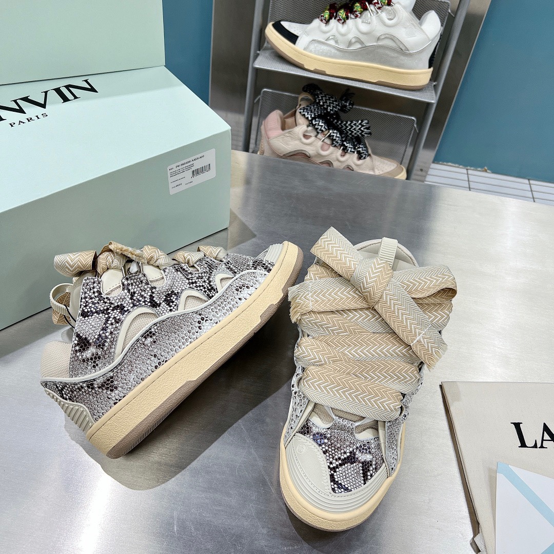 Lanvon Leather Curb 7