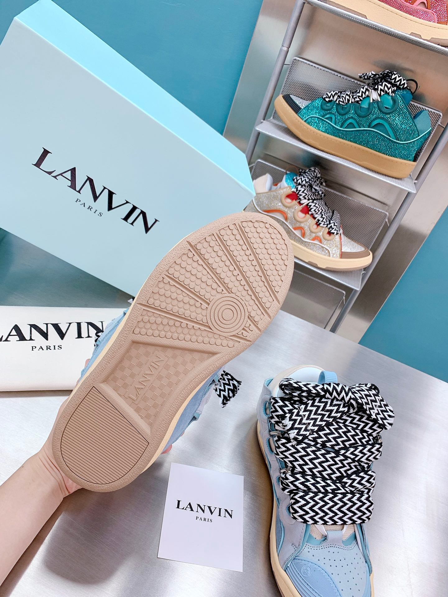 Lanvon Curb Sneaker 23