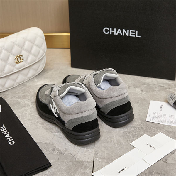 Chanal Sneakers