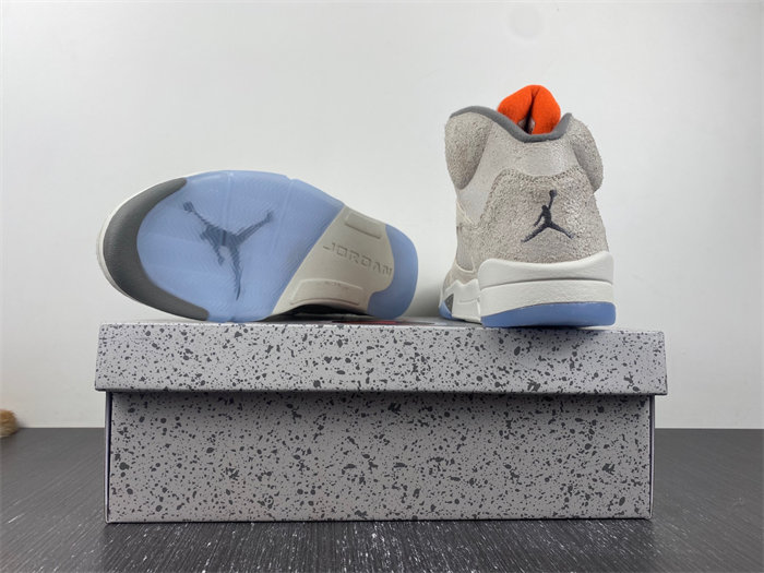 Jordan 5 Retro SE Craft Light Orewood Brown FD9222-180