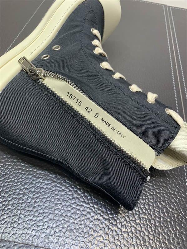 RI*K OWENS SNEAKERS