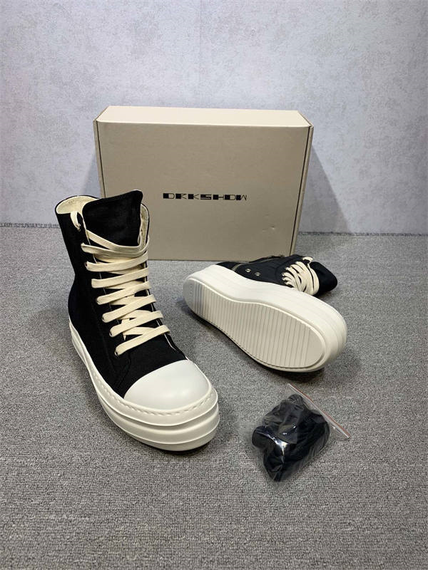 RI*K OWENS SNEAKERS
