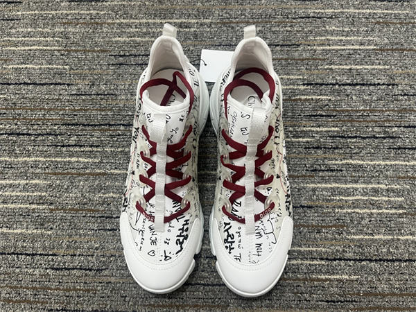 DR  Sneakers