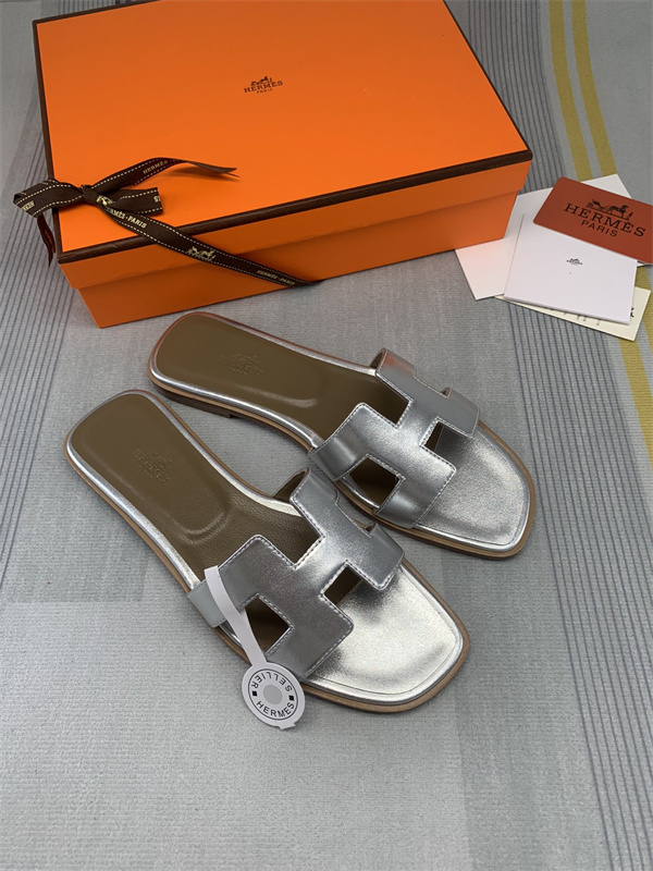 H Slipper