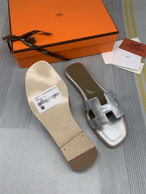 H Slipper