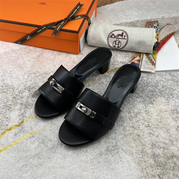 H Slipper