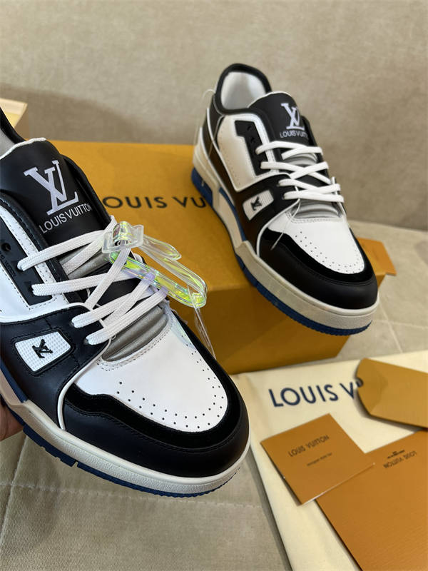 LV121