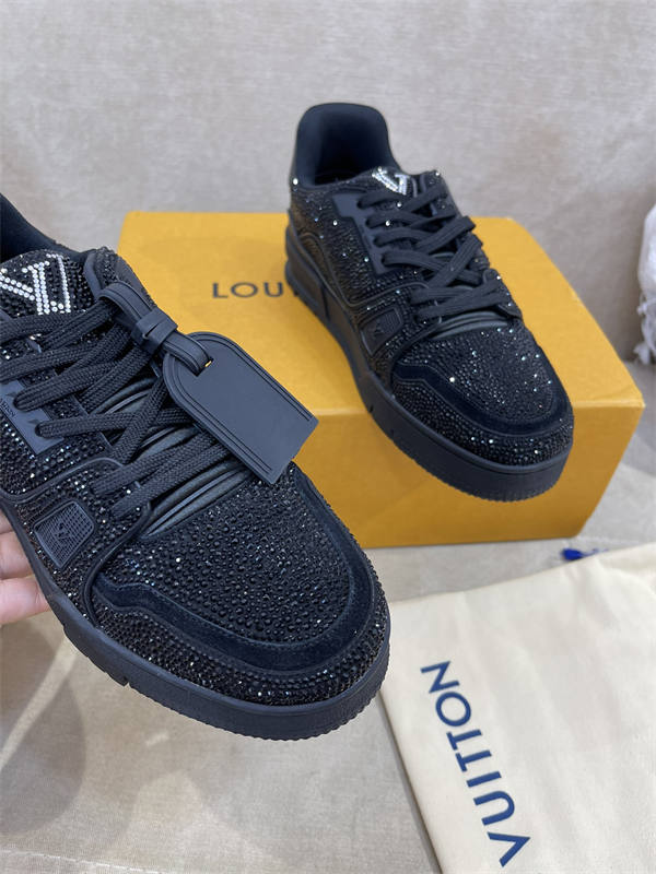 LV138