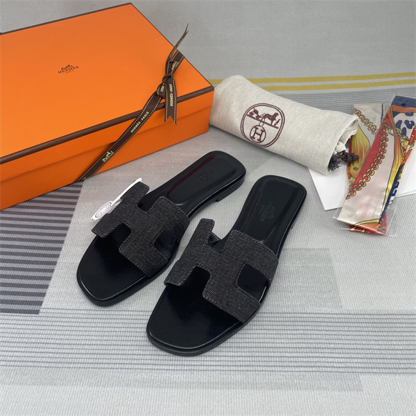 H Slipper