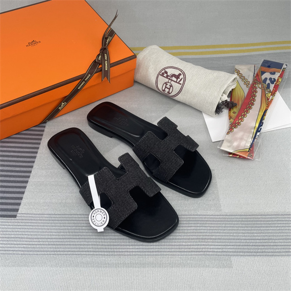 H Slipper