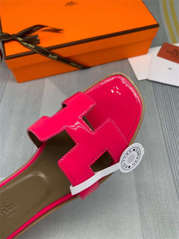 H Slipper