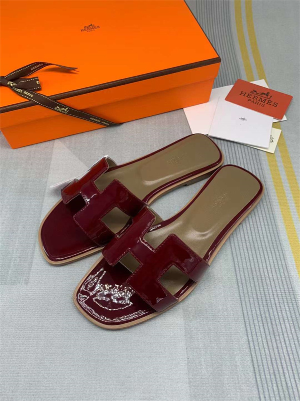 H Slipper