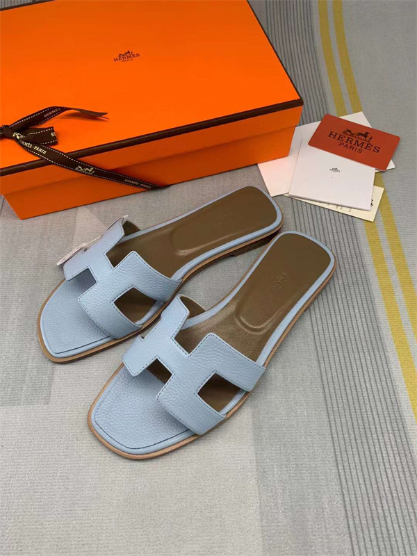 H Slipper