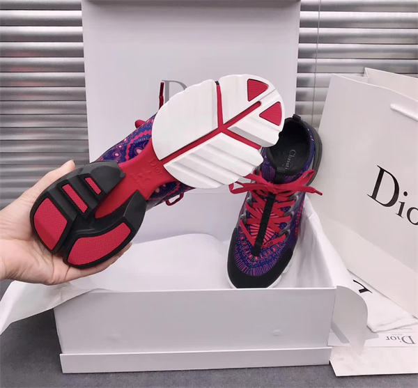 Dr Sneaker