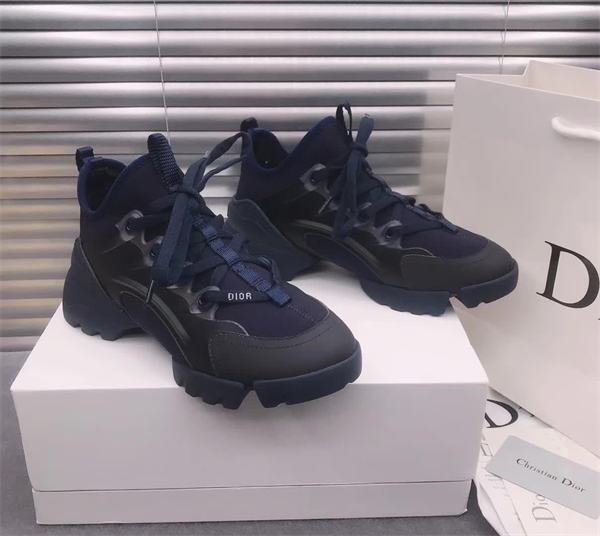 Dr Sneaker