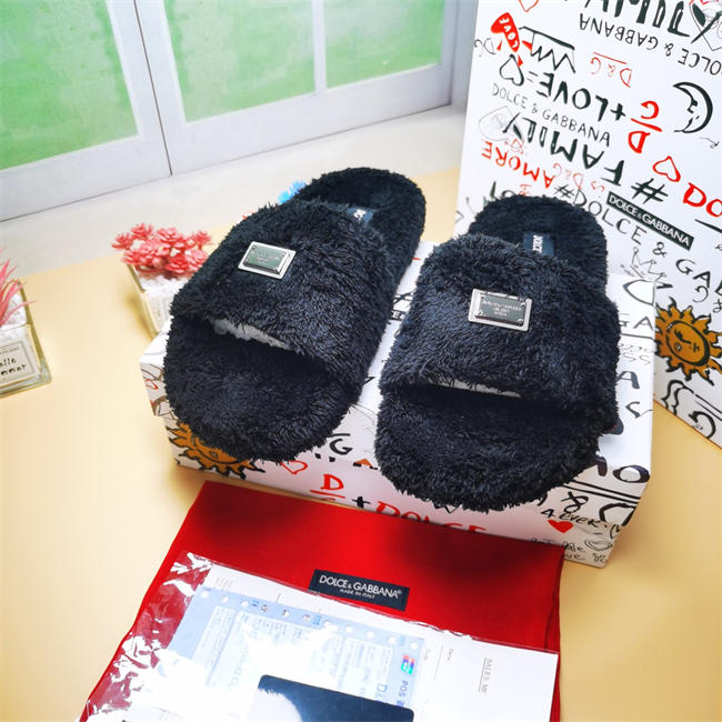 DG slipper 15