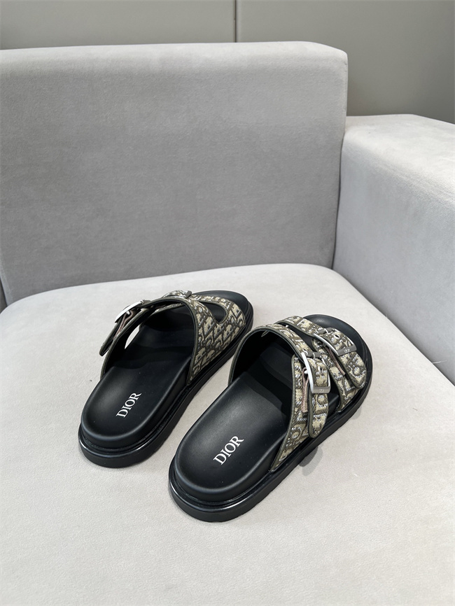 Dio Slipper