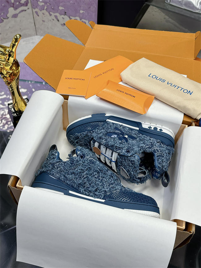 LV Trainer Sneaker