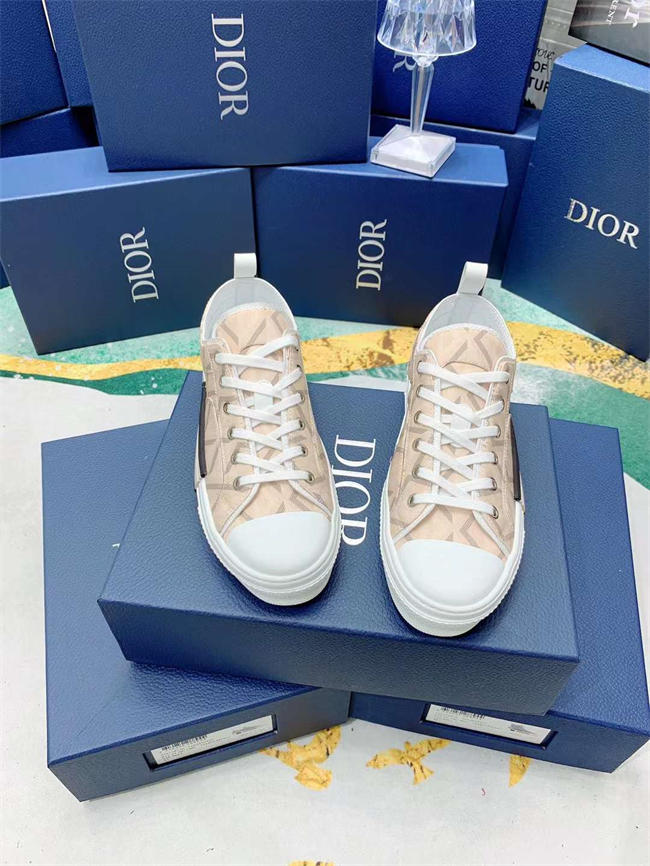 D*or b23 sneaker