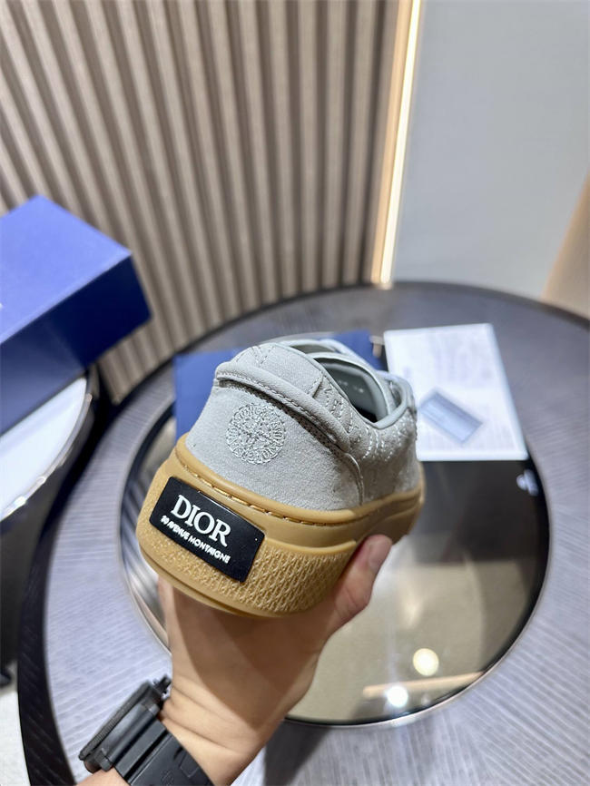 D10r B33