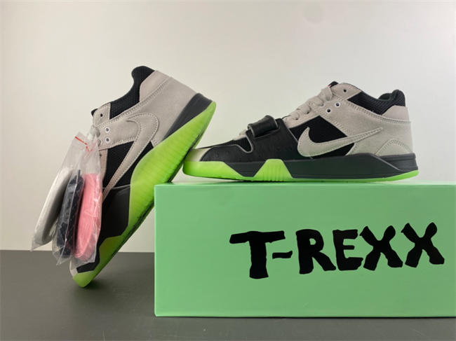 Chase B x Travis Scott x Jordan Jumpman Jack TR IH7971-001