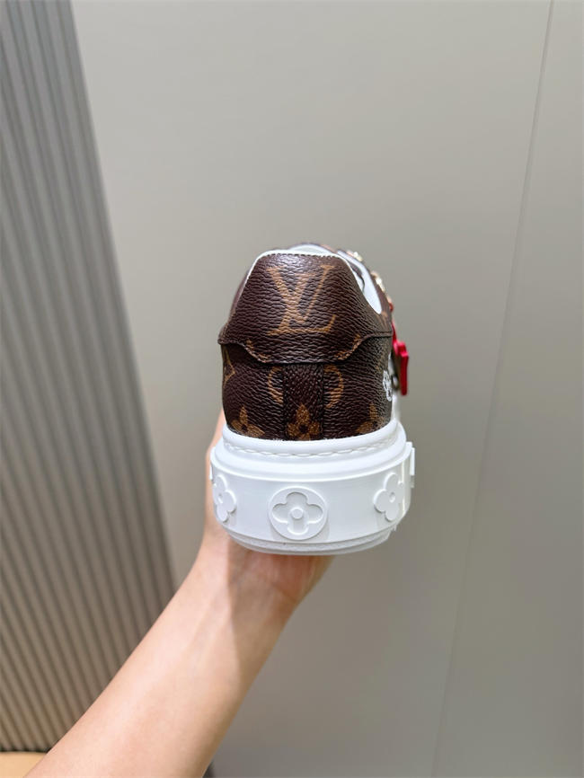 Lv Sneaker