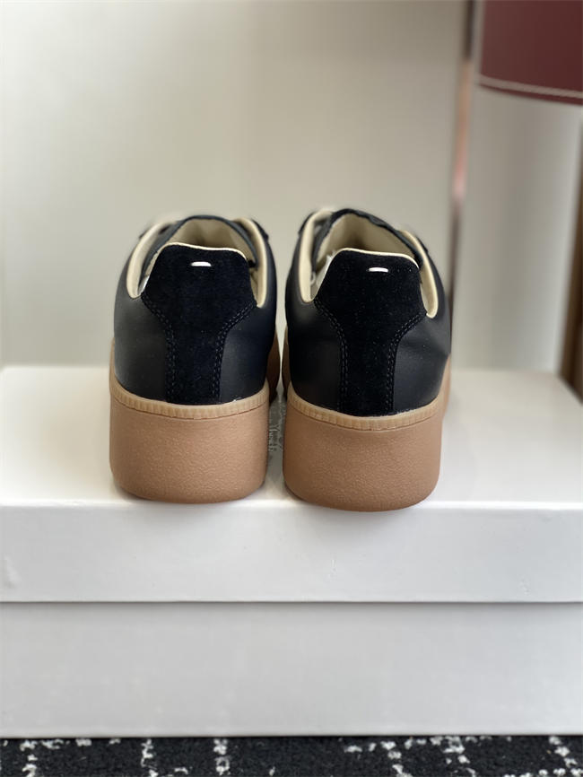 Ma1s0n Marg*e1a Sneaker 140