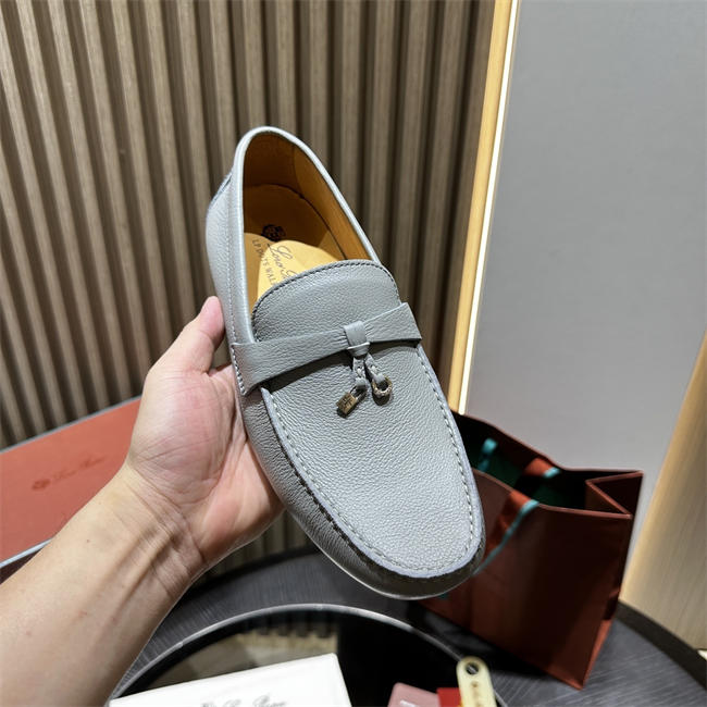 L0r0 P1ana Loafer