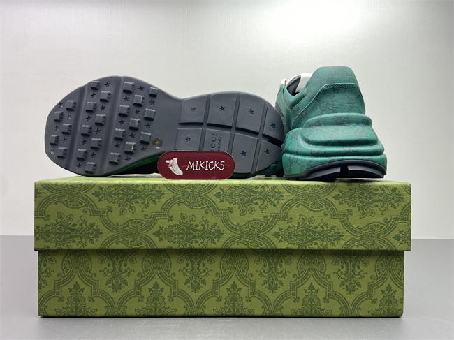 Gvc*1 Sneaker
