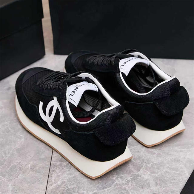 Chanal Sneakers
