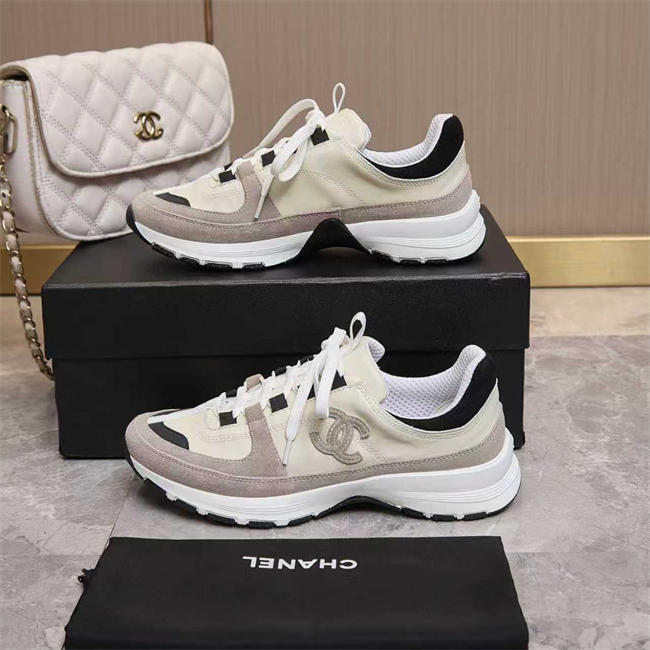 Chanal Sneakers