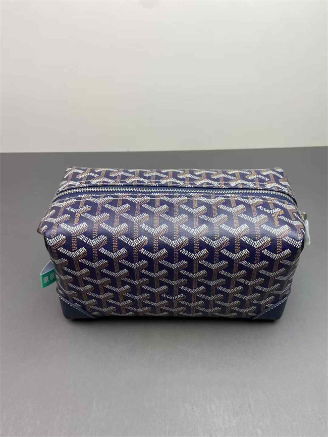 G09ard Bowling 25 Toiletry Bag