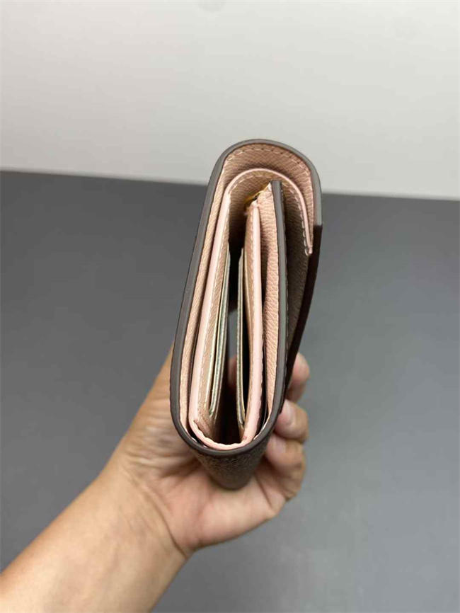 Victorine Wallet