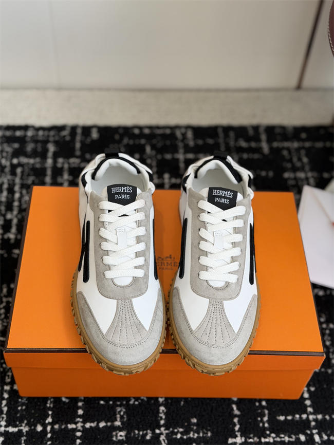 HER MES Sneaker