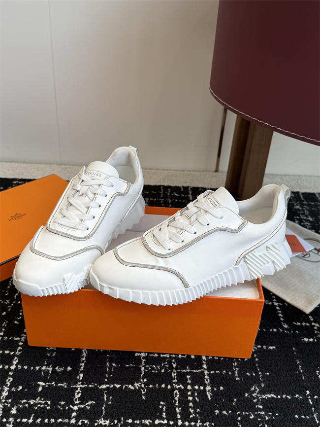 HER MES Sneaker
