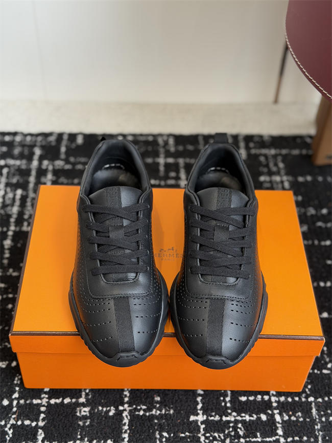 HER MES Sneaker