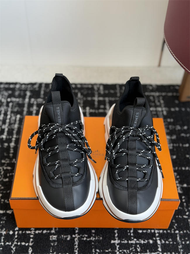 HER MES Sneaker