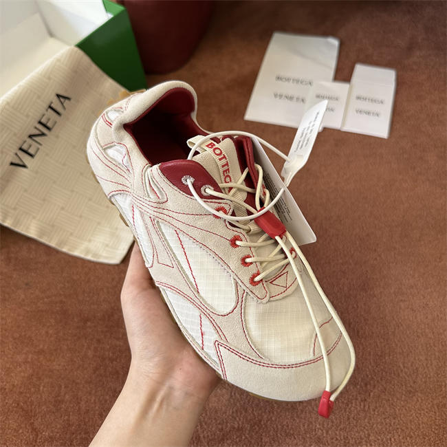B0tt*ga Ven*ta Sneaker
