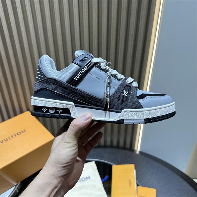 LV Trainer Sneaker