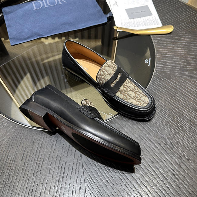 D10r Loafer