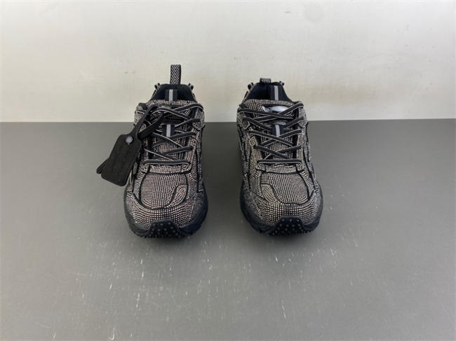 OFF-WHITE Be Right Back