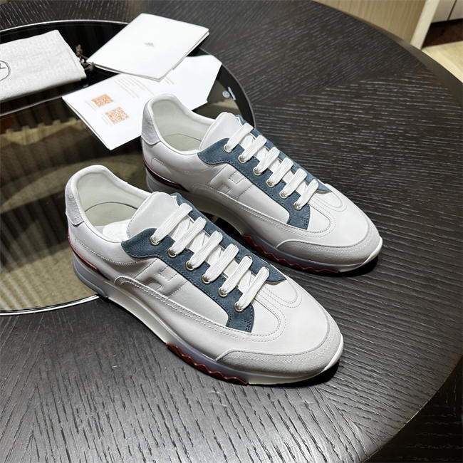 HER MES Sneaker